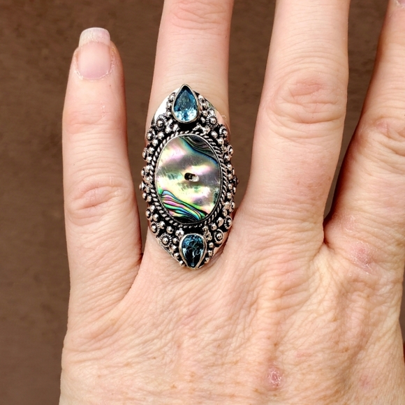 New Abalone Shell & Blue Topaz Silver Ring. - Picture 14 of 16